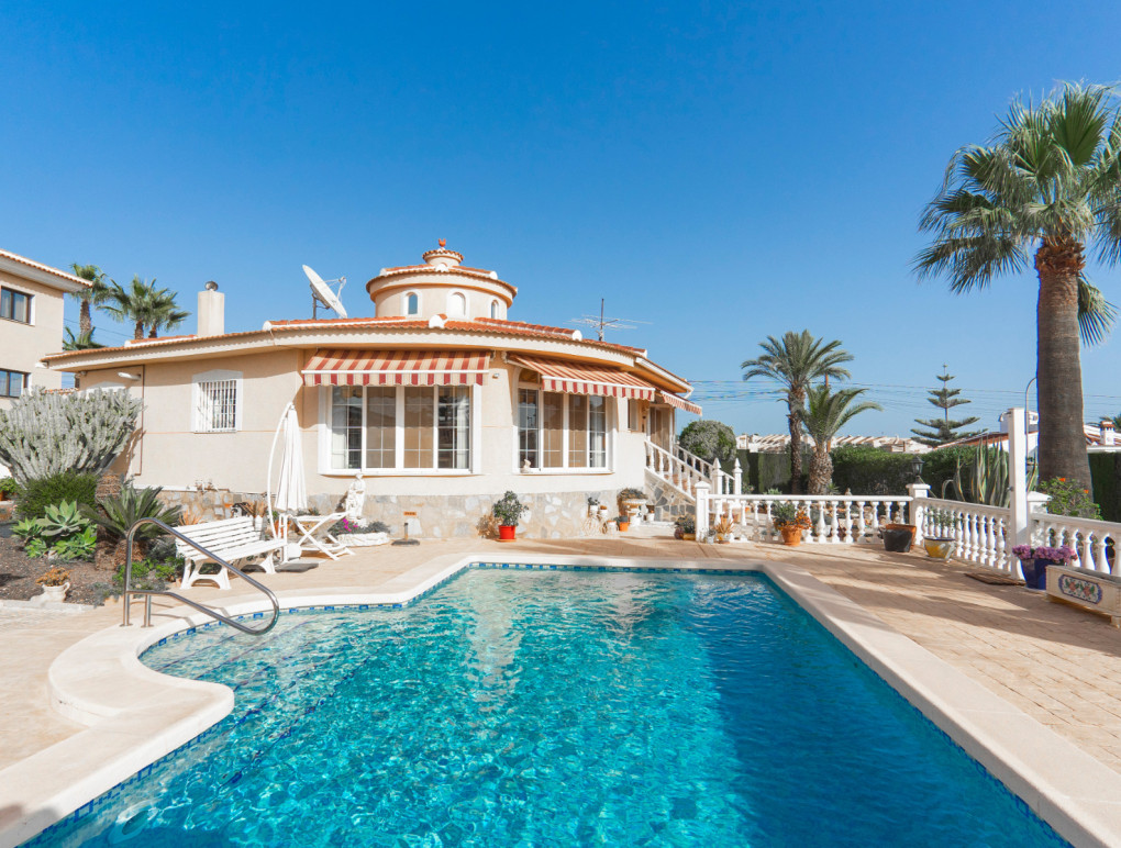 Resale - Detached Villa - Ciudad Quesada