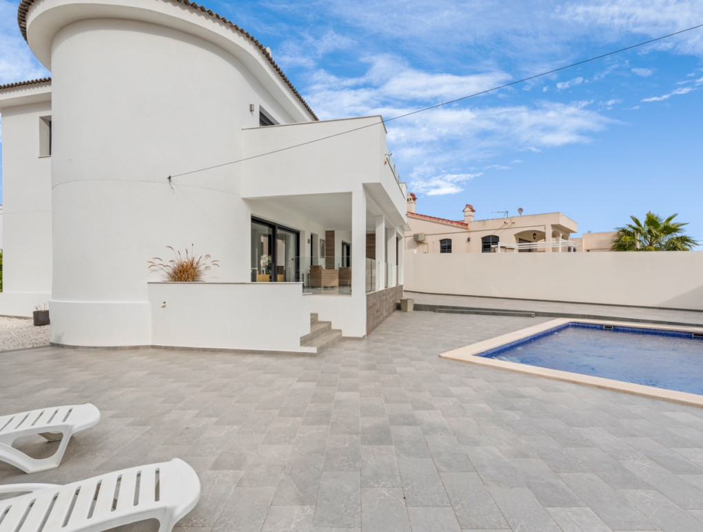 Resale - Detached Villa - Ciudad Quesada