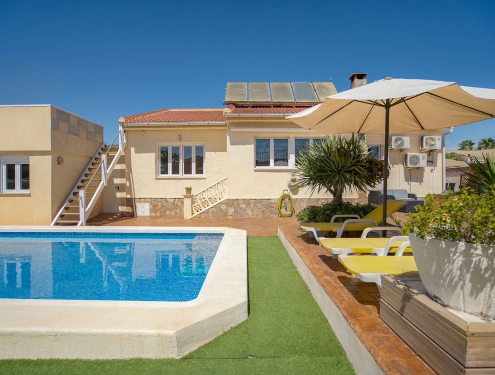 Resale - Detached Villa - Ciudad Quesada