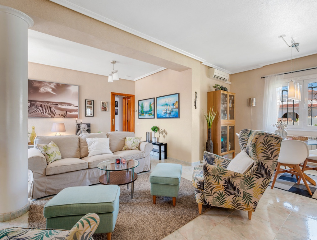 Resale - Detached Villa - Ciudad Quesada