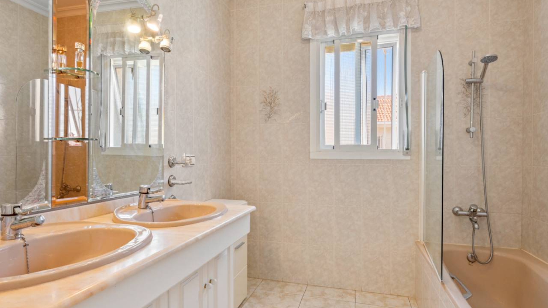 Resale - Detached Villa - Ciudad Quesada