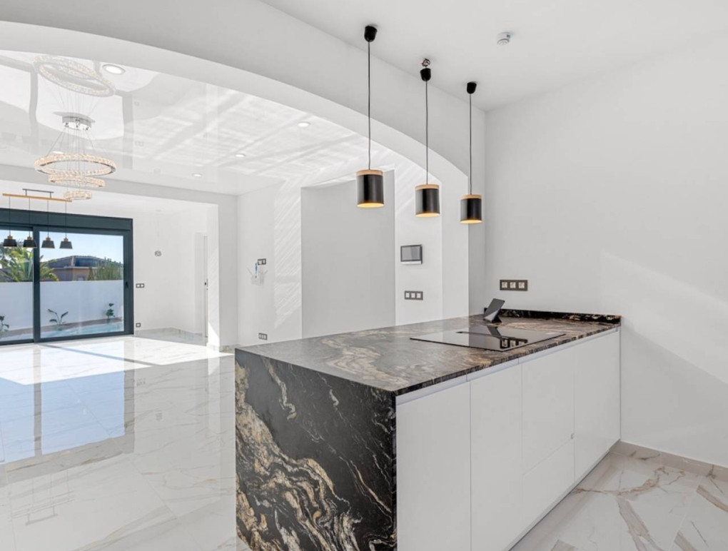 Resale - Detached Villa - Ciudad Quesada