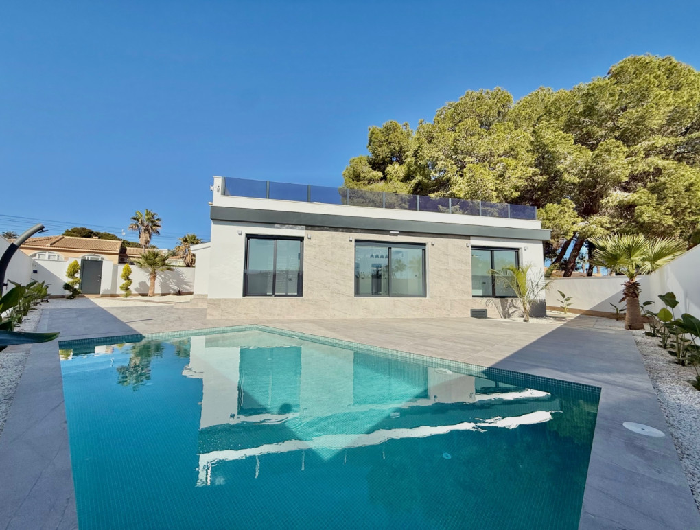 Resale - Detached Villa - Ciudad Quesada