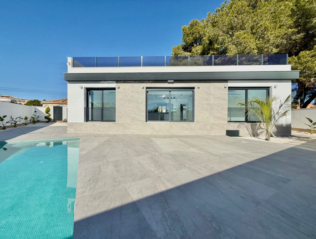 Resale - Detached Villa - Ciudad Quesada