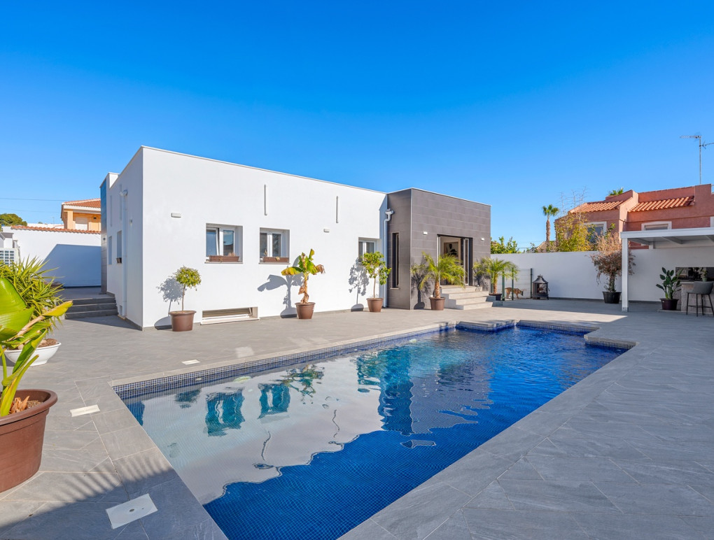 Resale - Detached Villa - Ciudad Quesada