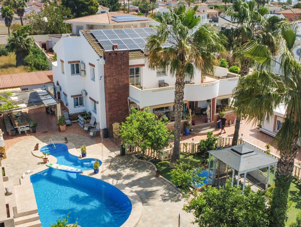 Resale - Detached Villa - Ciudad Quesada