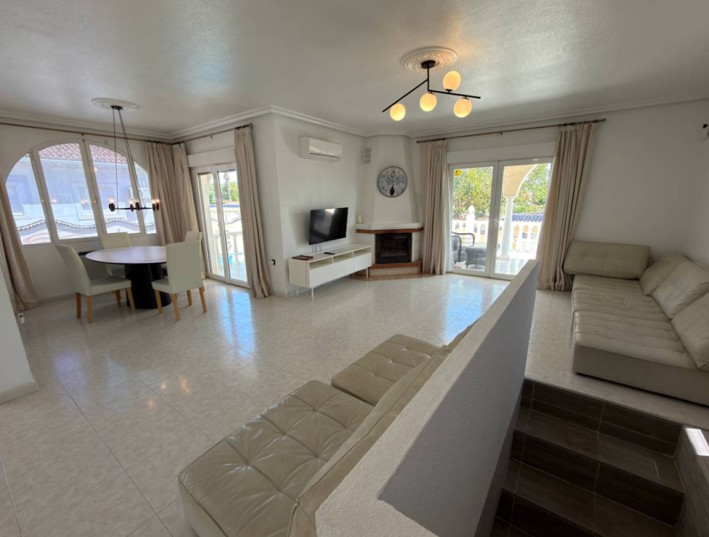 Resale - Detached Villa - Ciudad Quesada