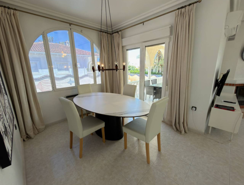 Resale - Detached Villa - Ciudad Quesada
