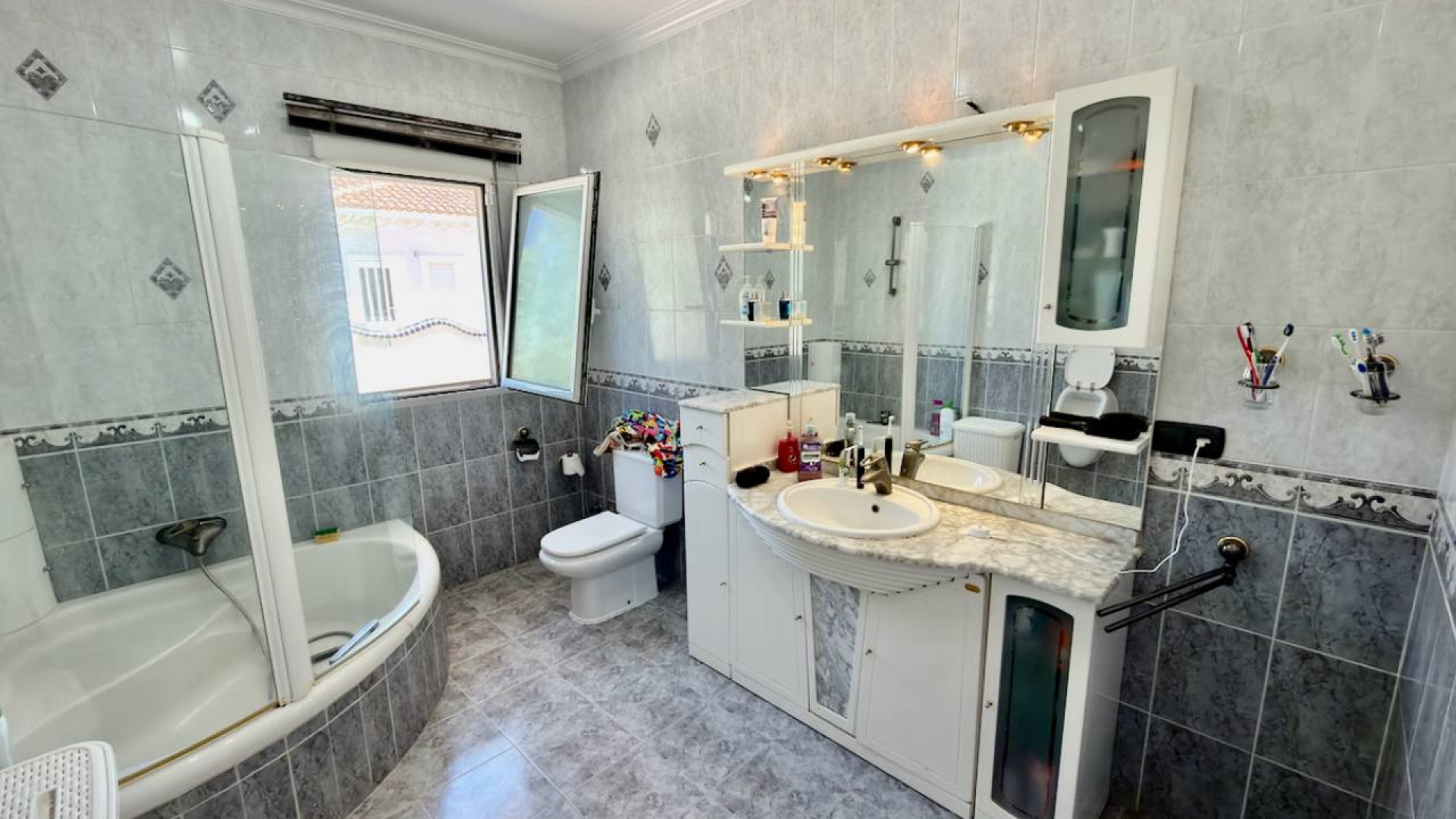 Resale - Detached Villa - Ciudad Quesada