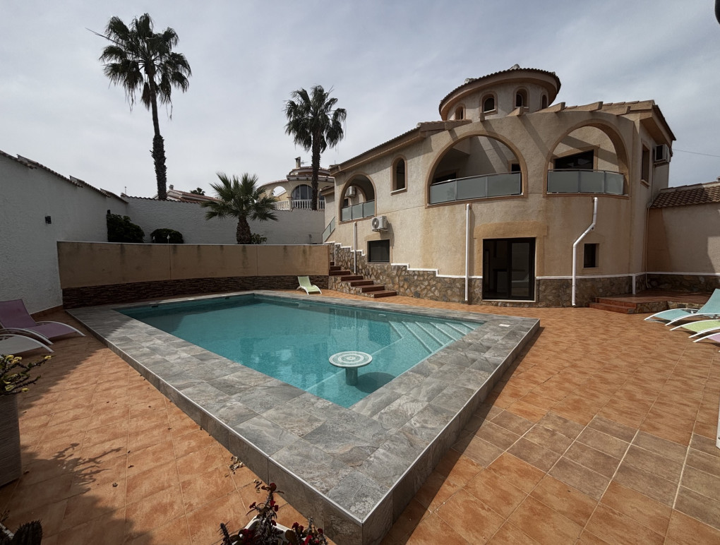 Resale - Detached Villa - Ciudad Quesada