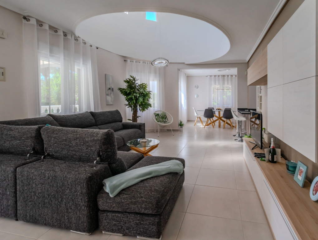 Resale - Detached Villa - Ciudad Quesada