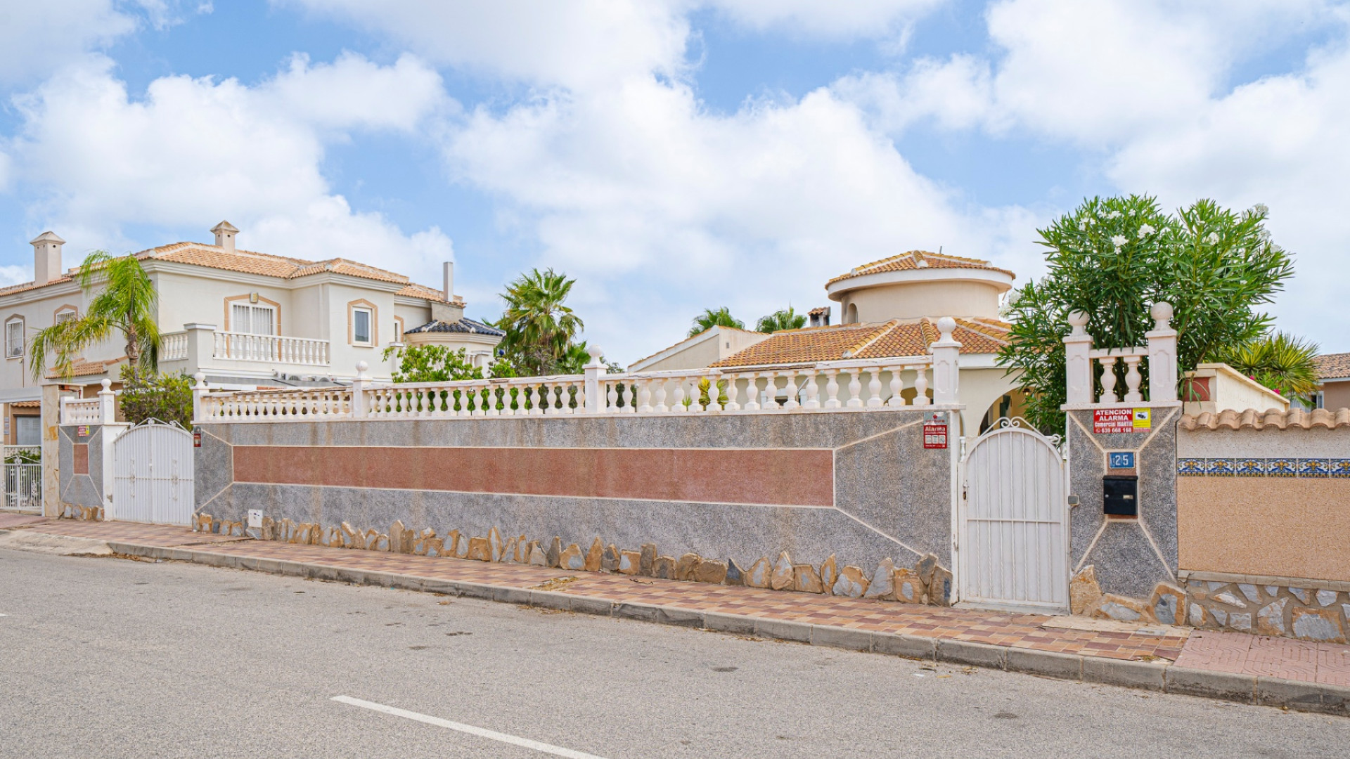 Resale - Detached Villa - Ciudad Quesada