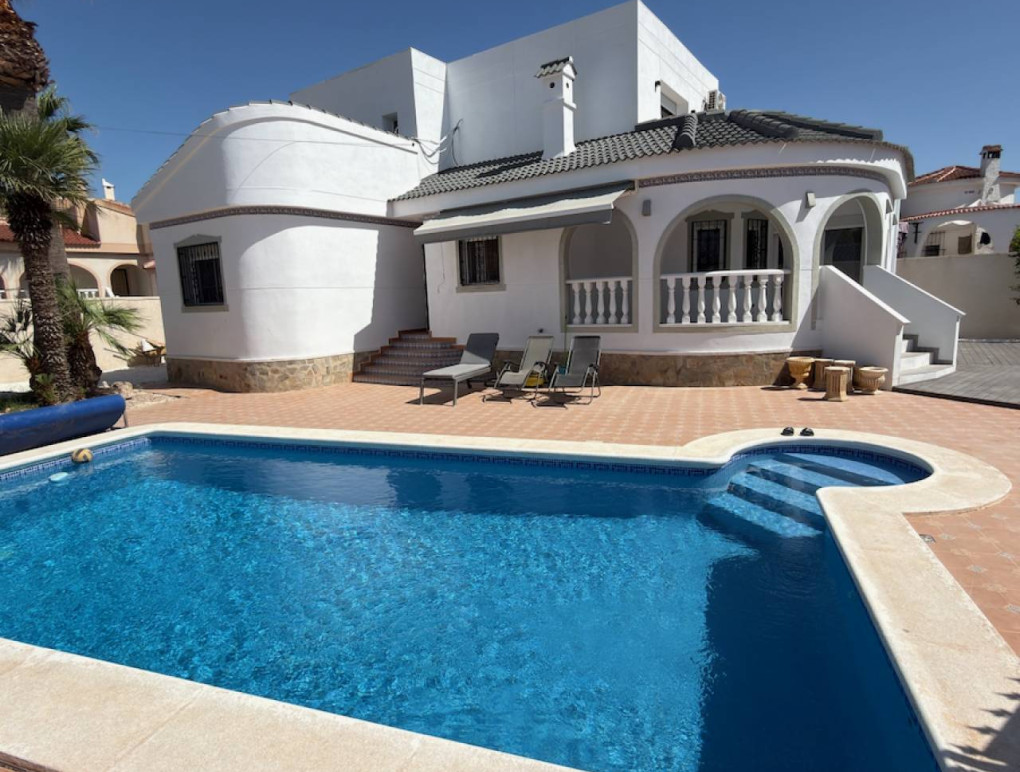 Resale - Detached Villa - Ciudad Quesada