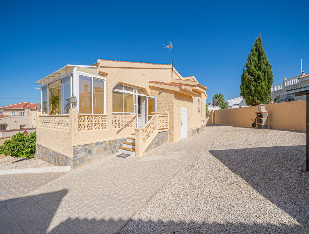 Resale - Detached Villa - Ciudad Quesada