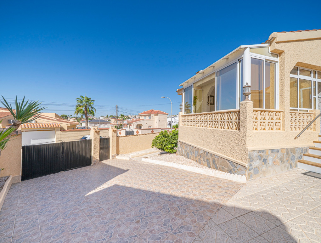 Resale - Detached Villa - Ciudad Quesada