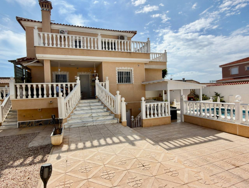 Resale - Detached Villa - Ciudad Quesada