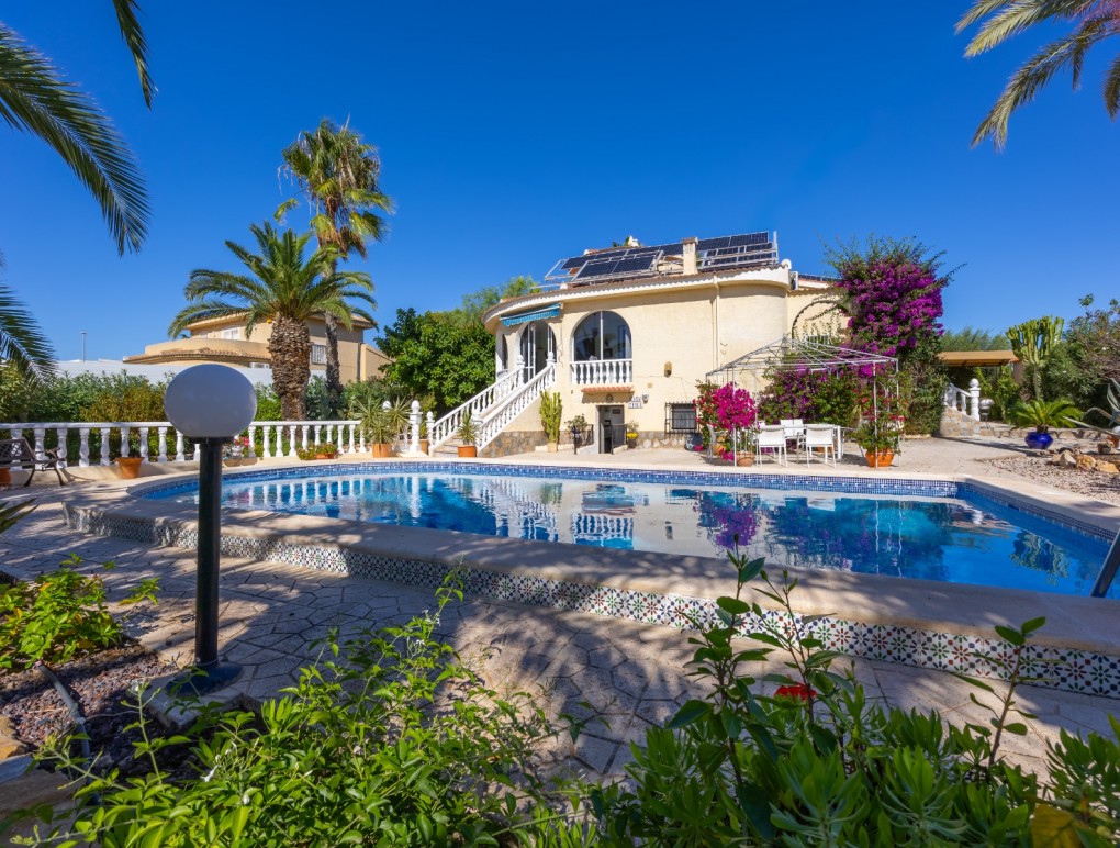 Resale - Detached Villa - Ciudad Quesada