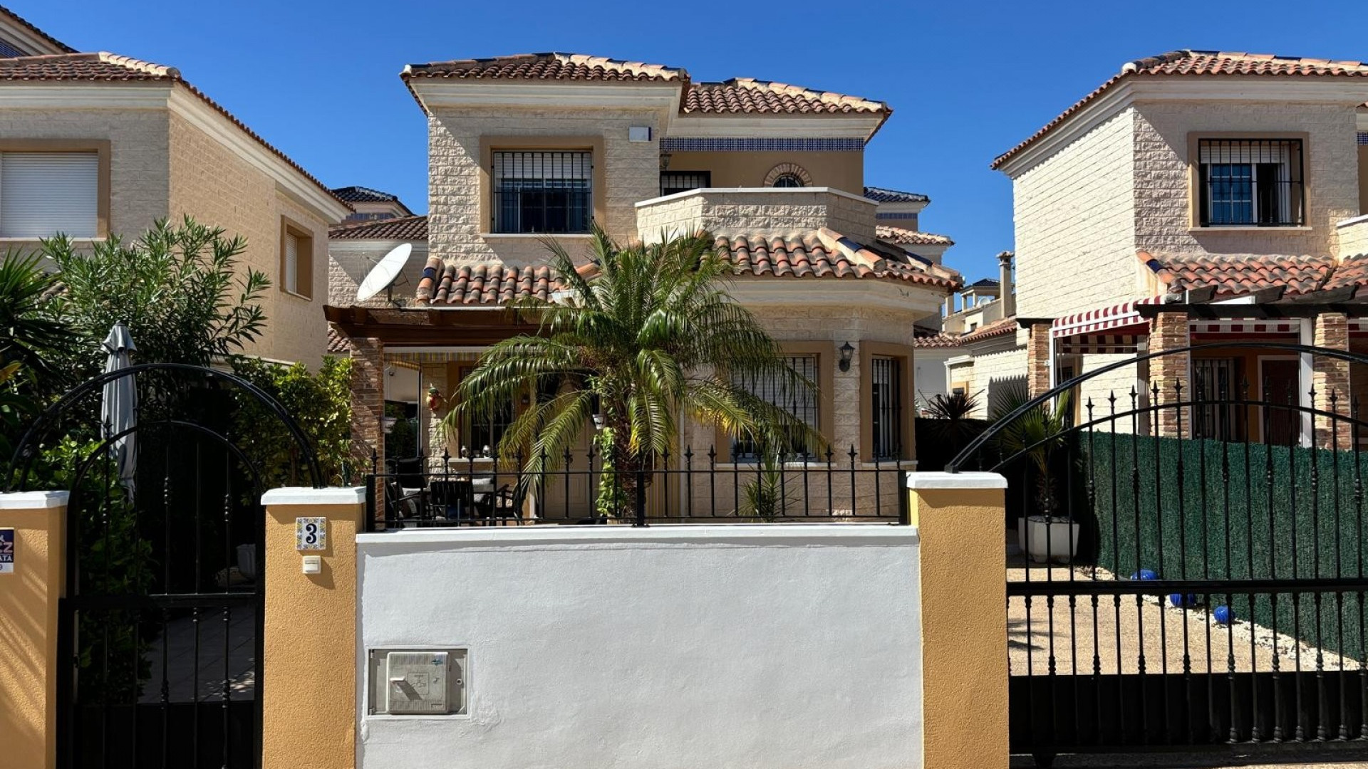 Resale - Detached Villa - Guardamar del Segura - El Raso