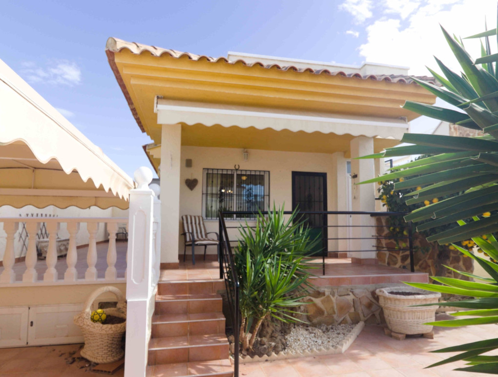 Resale - Detached Villa - Guardamar del Segura