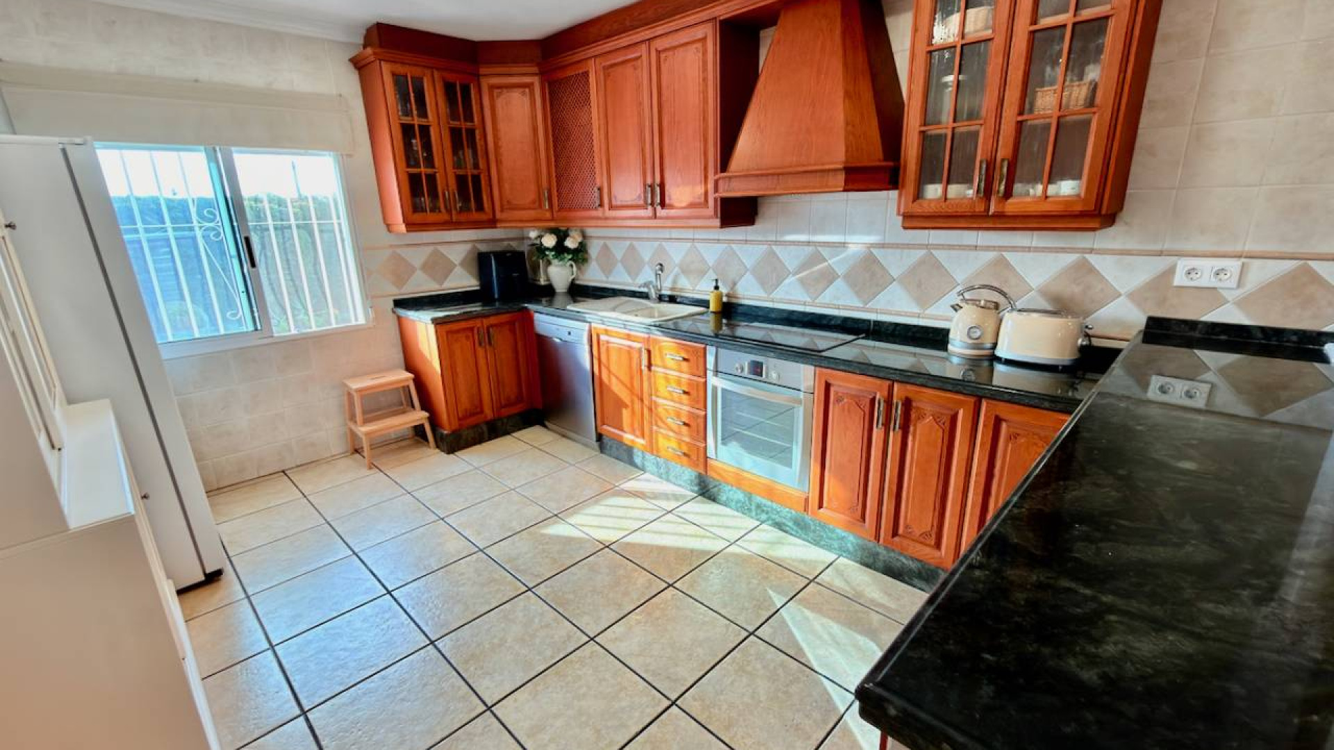 Resale - Detached Villa - Hondon de las Nieves