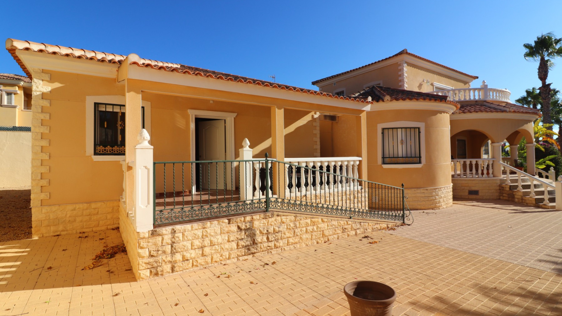 Resale - Detached Villa - La Marina - La Escuera