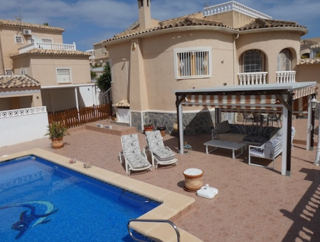 Resale - Detached Villa - La Marina