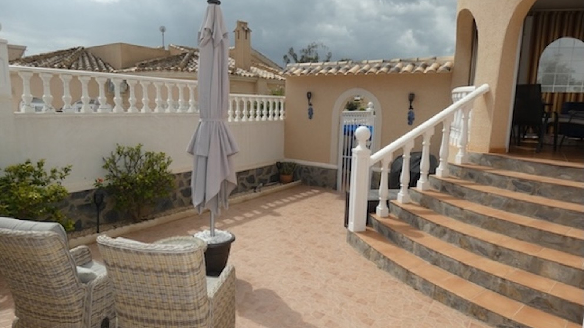 Resale - Detached Villa - La Marina