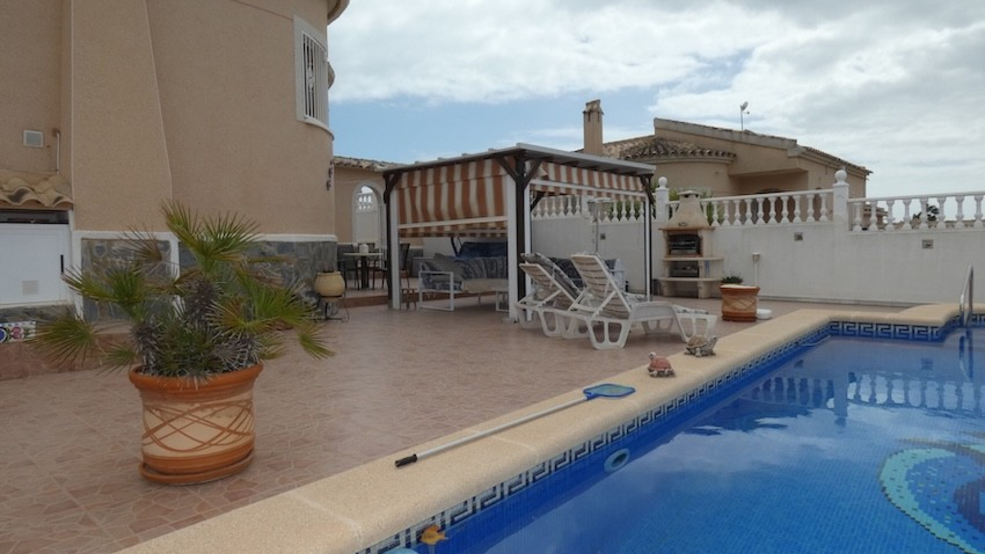 Resale - Detached Villa - La Marina