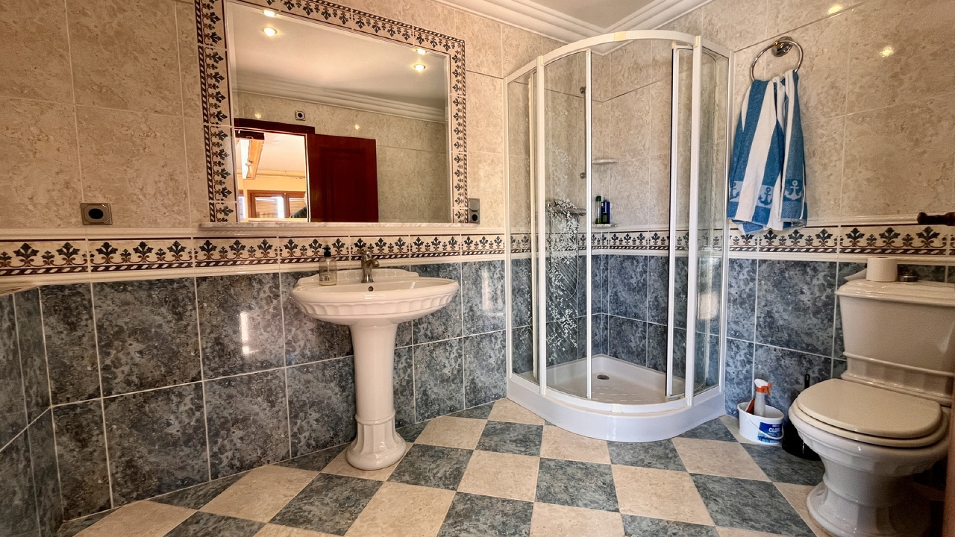 Resale - Detached Villa - La Nucia