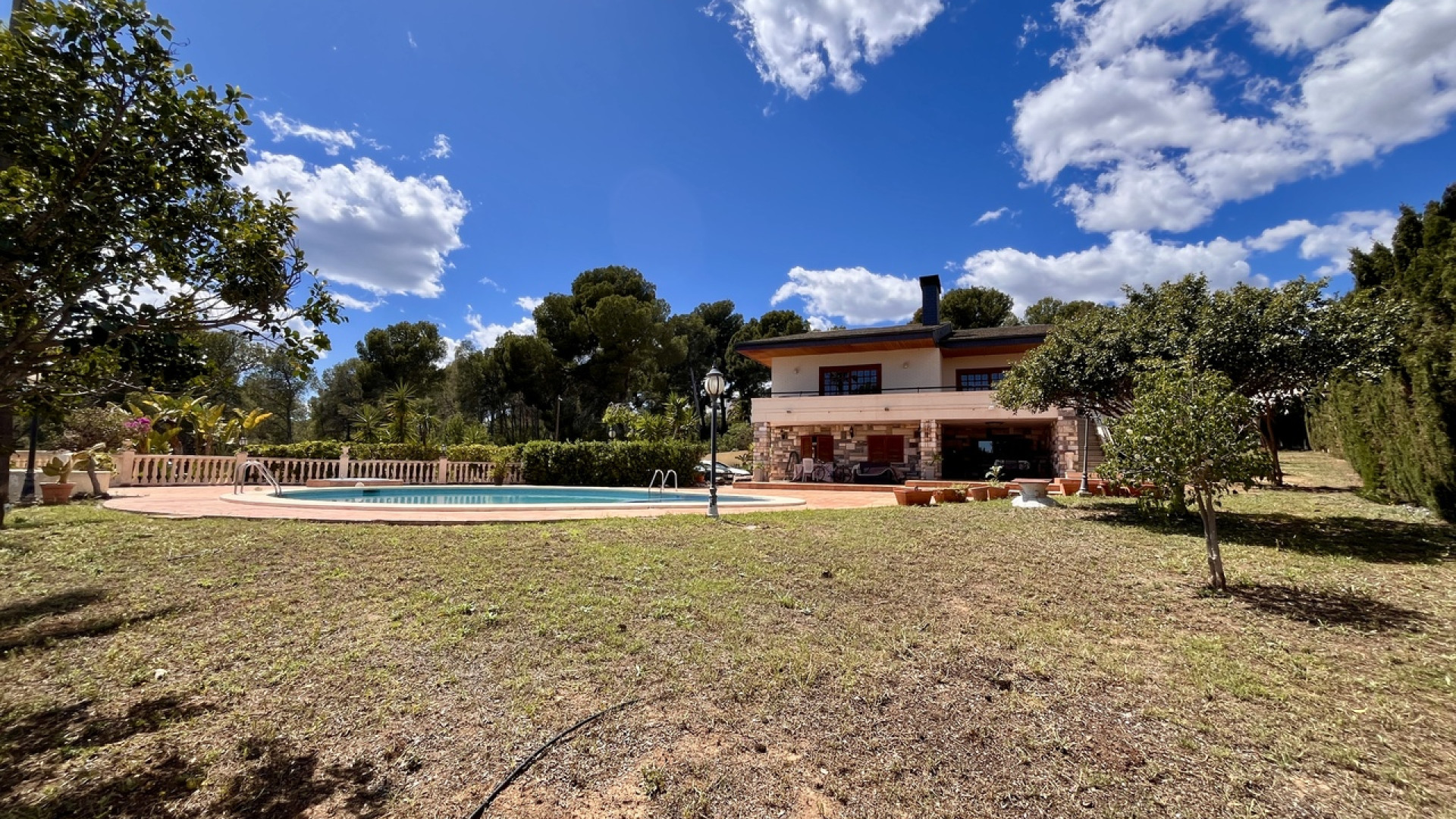Resale - Detached Villa - La Nucia