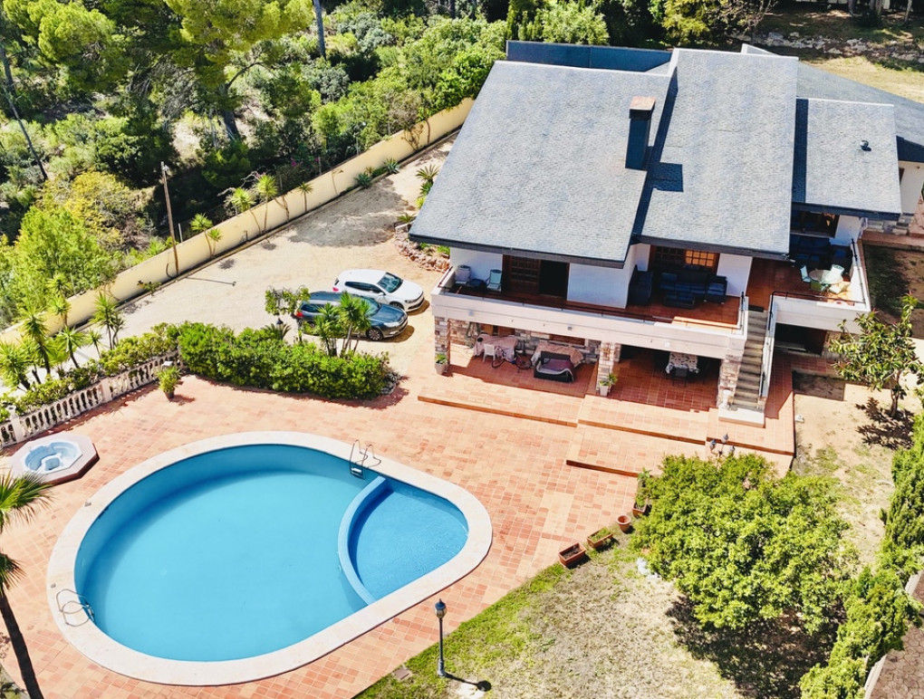 Resale - Detached Villa - La Nucia