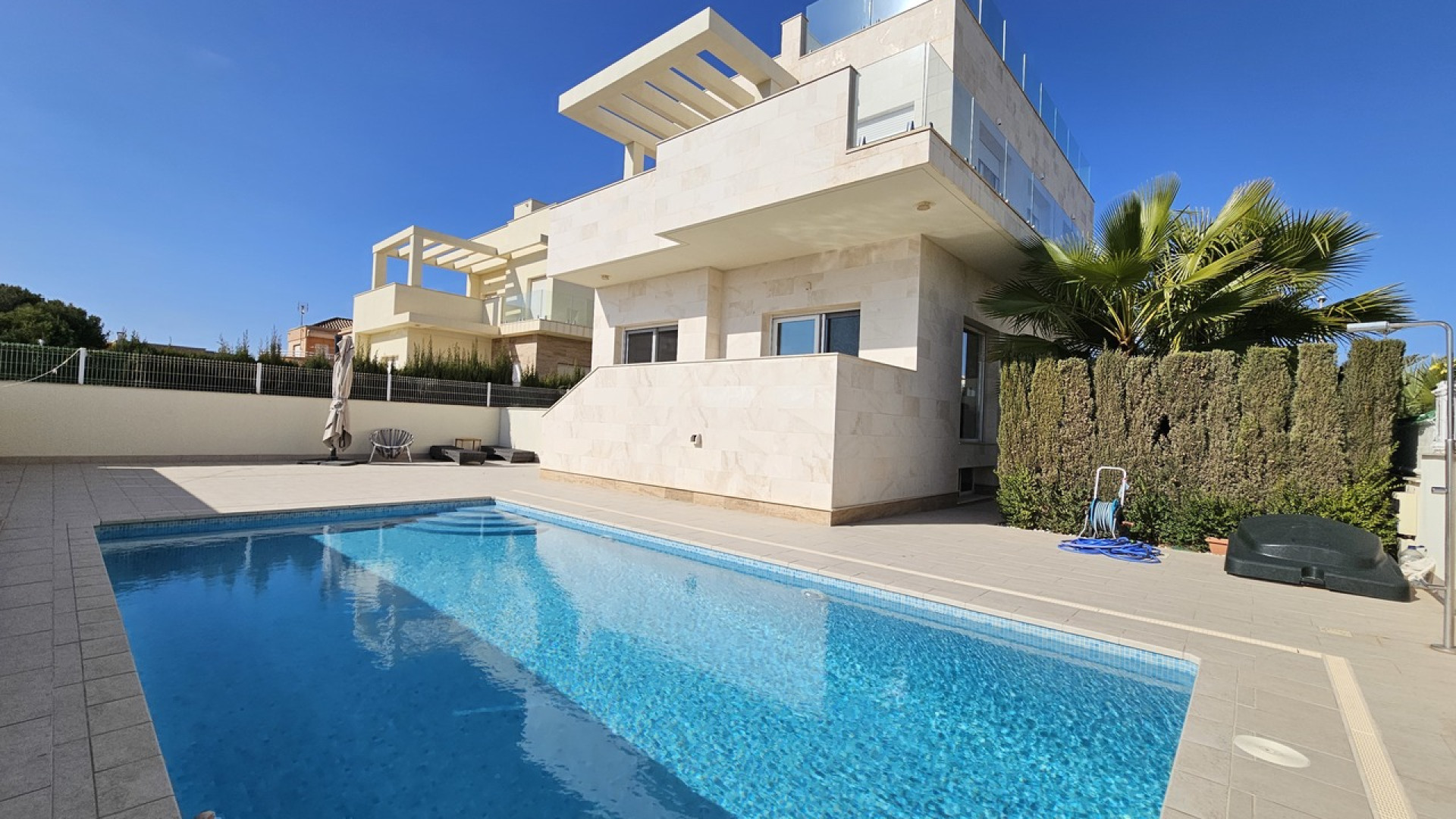 Resale - Detached Villa - La Zenia