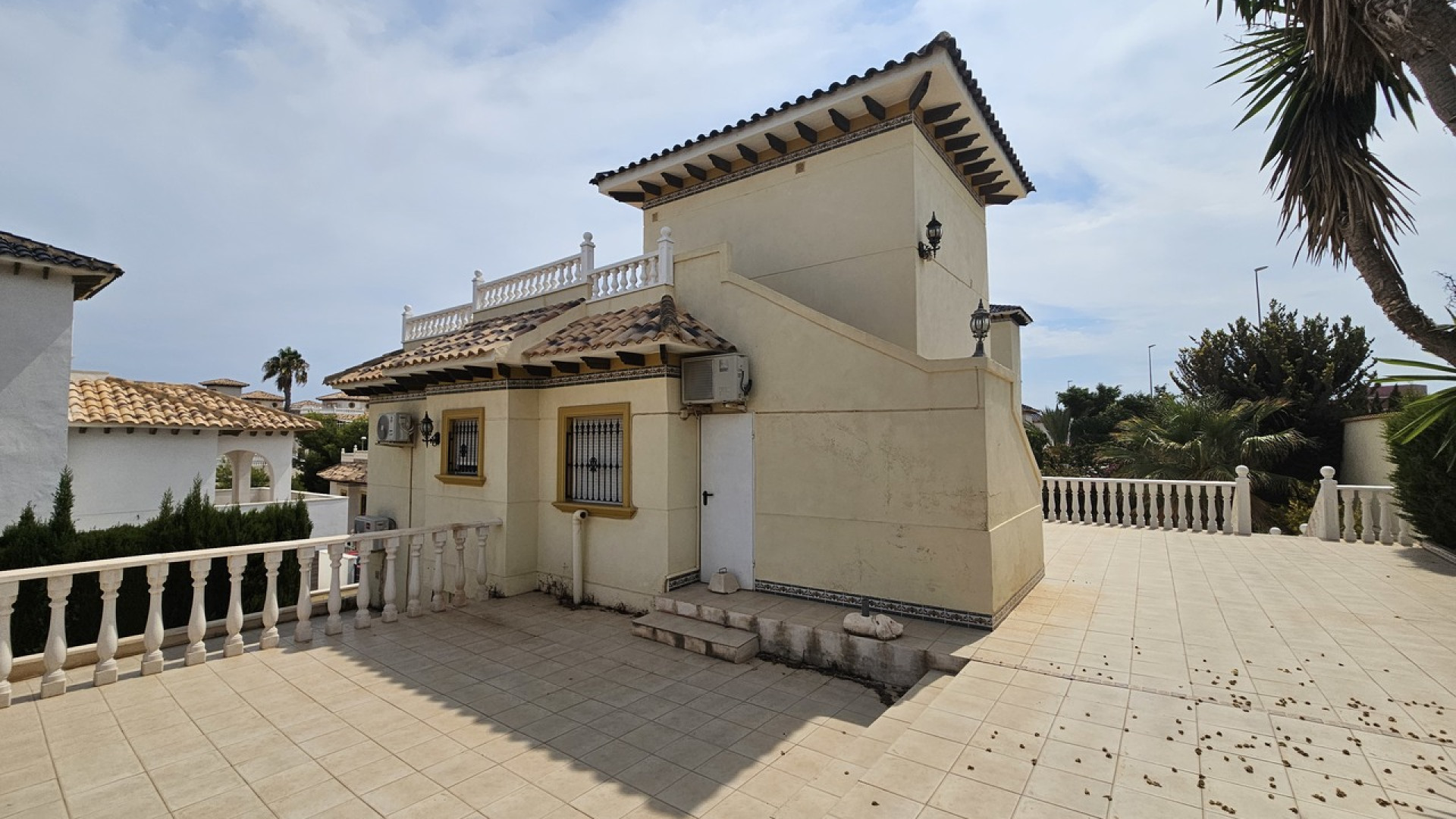 Resale - Detached Villa - La Zenia