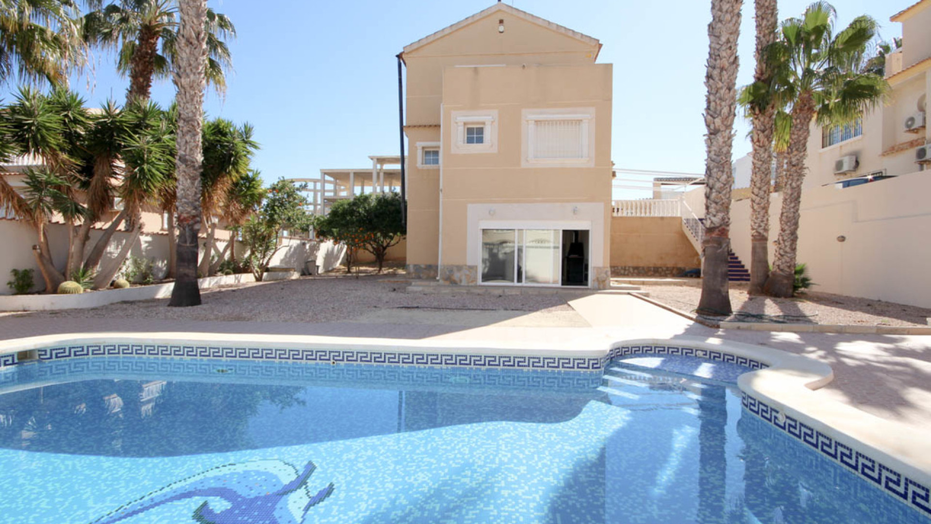 Resale - Detached Villa - La Zenia