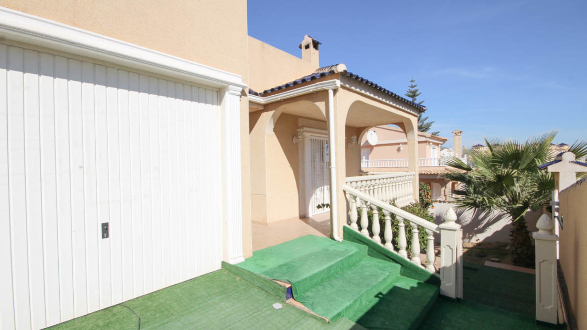 Resale - Detached Villa - La Zenia