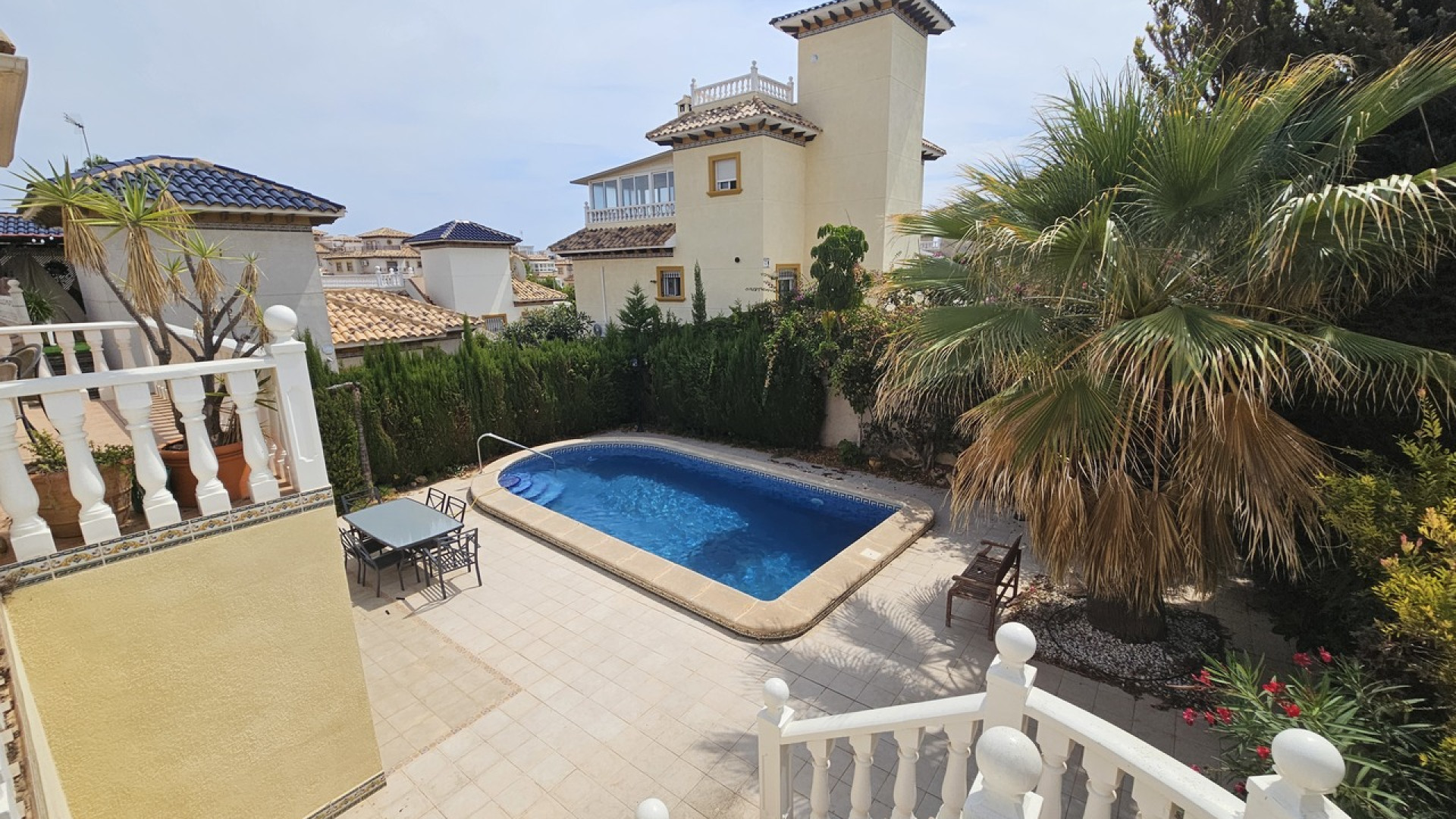 Resale - Detached Villa - La Zenia