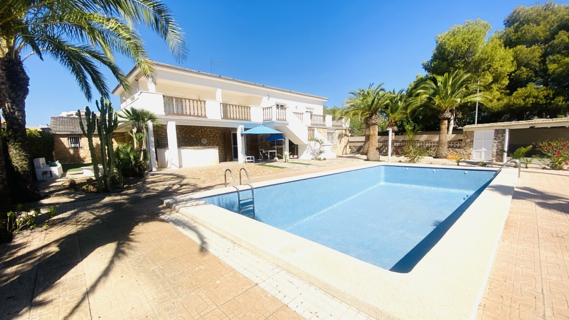 Resale - Detached Villa - La Zenia