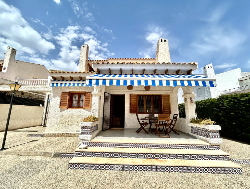 Resale - Detached Villa - La Zenia