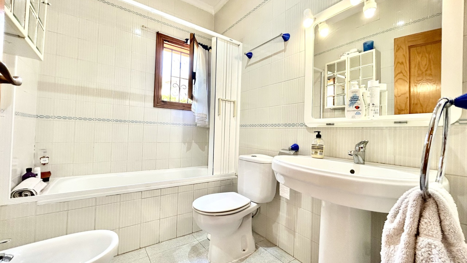 Resale - Detached Villa - La Zenia