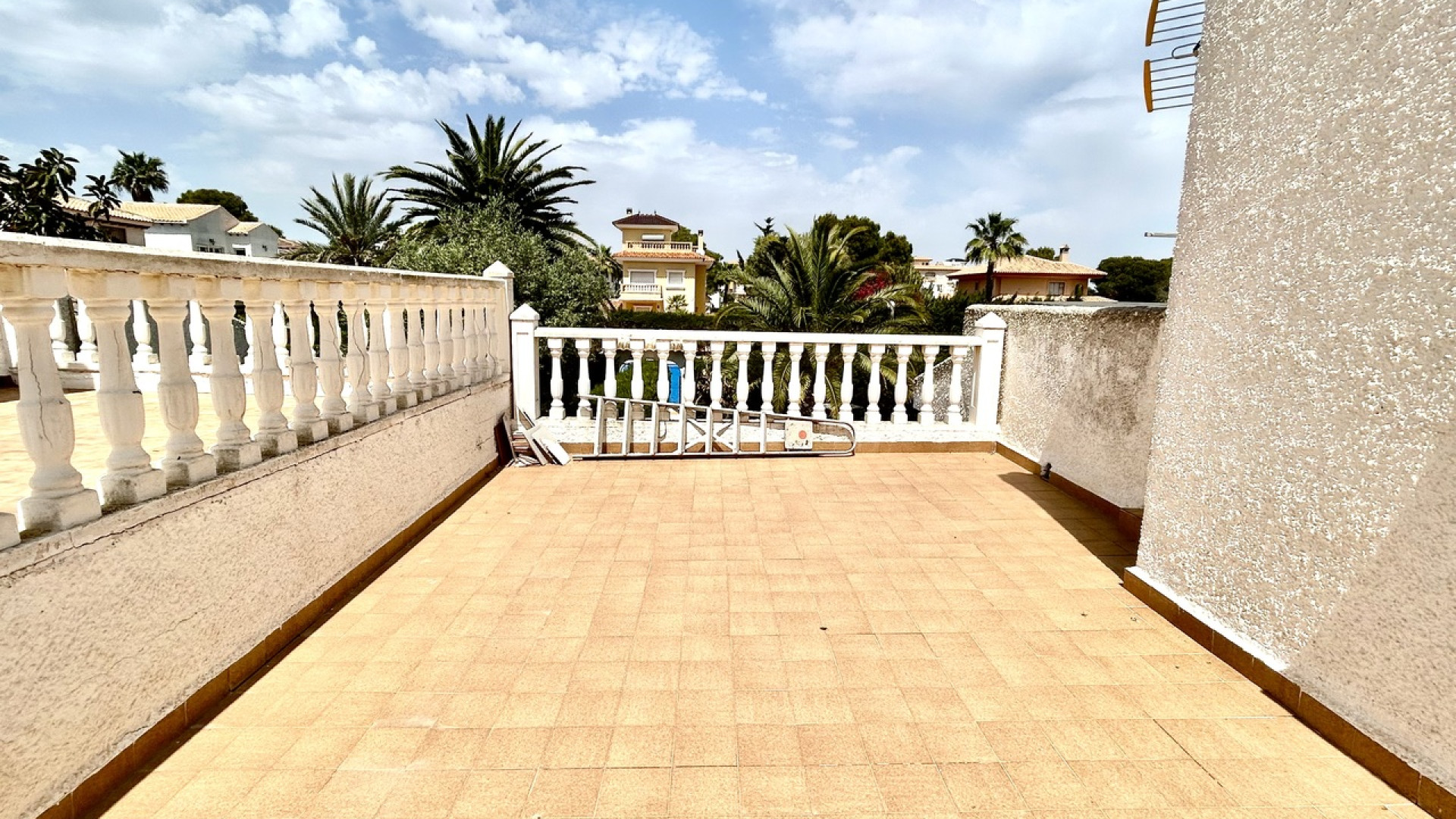 Resale - Detached Villa - La Zenia