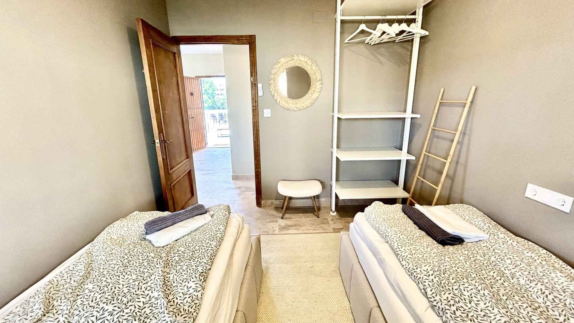 Resale - Detached Villa - La Zenia