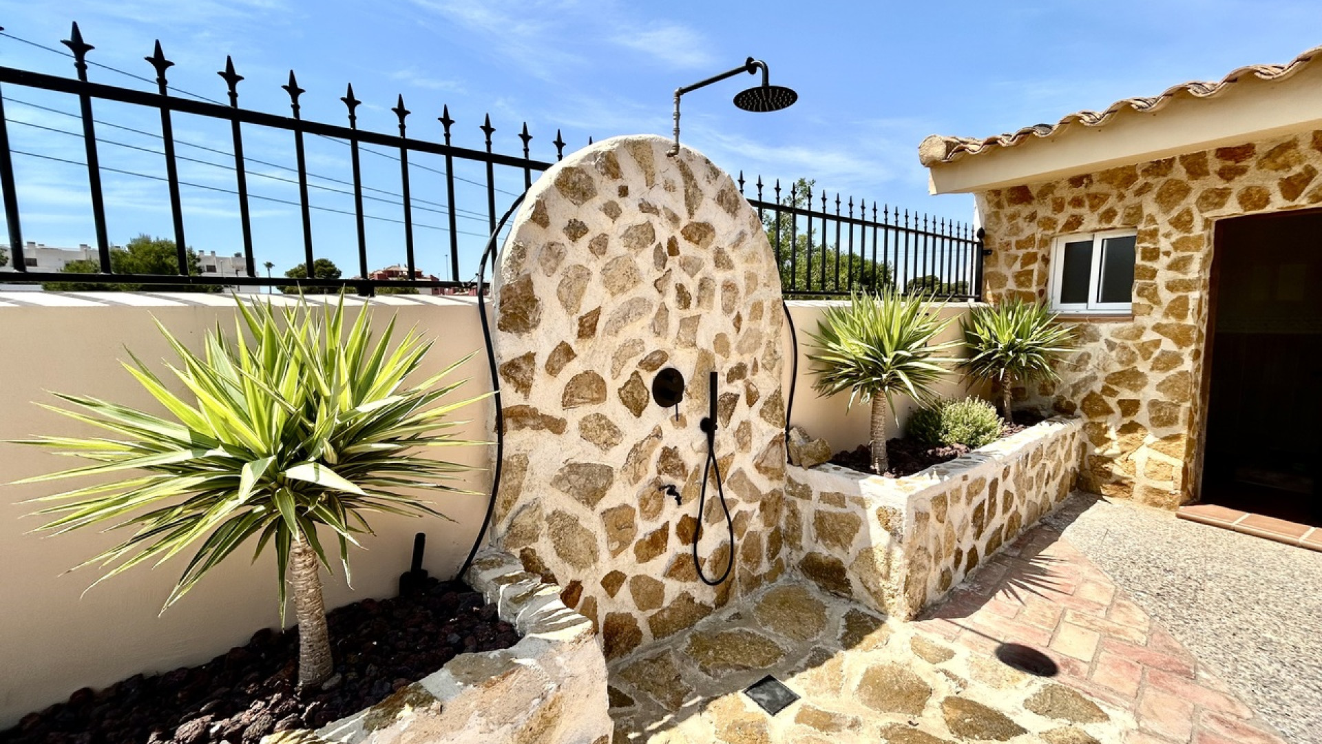 Resale - Detached Villa - La Zenia