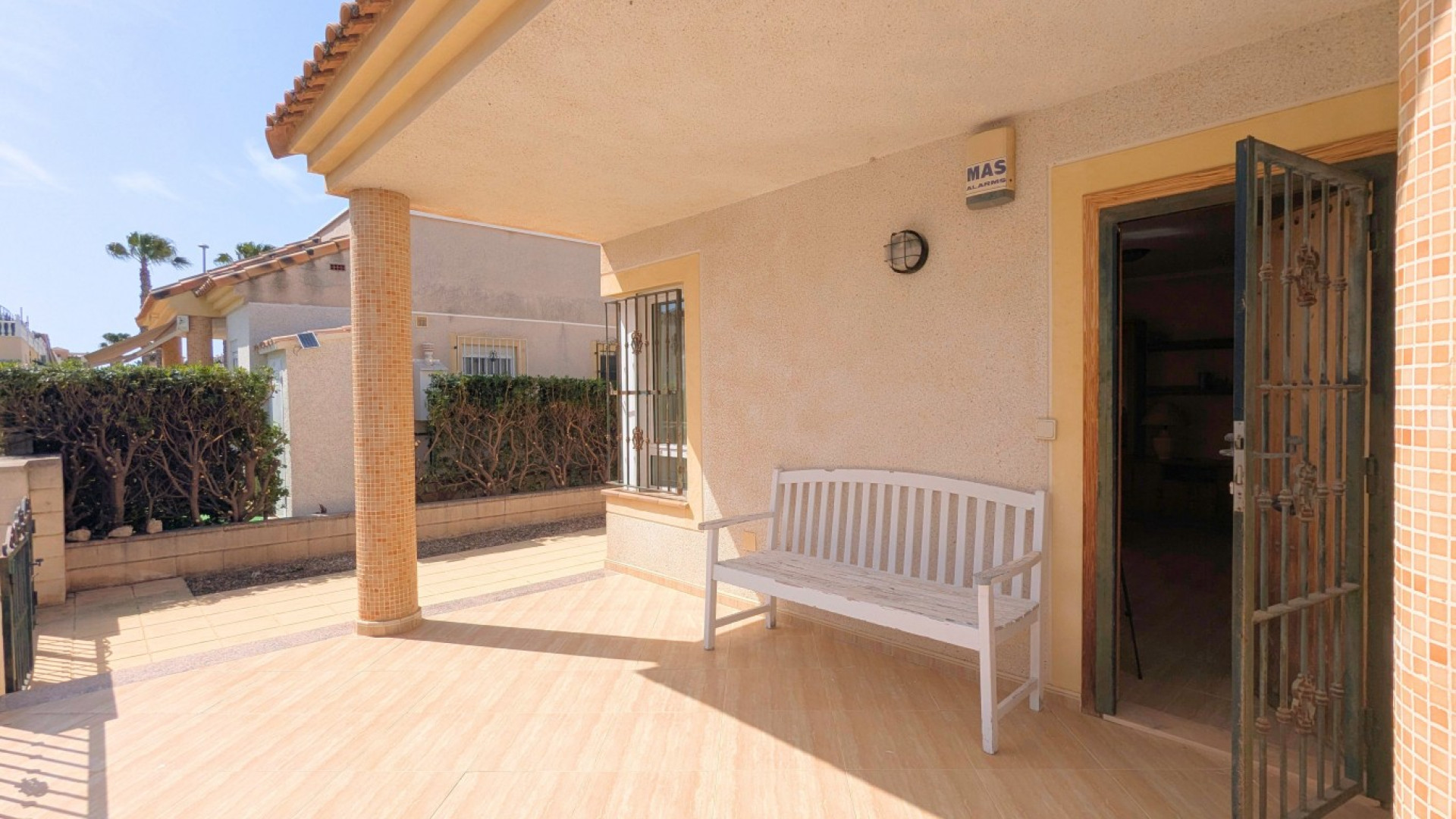 Resale - Detached Villa - Lo Crispin