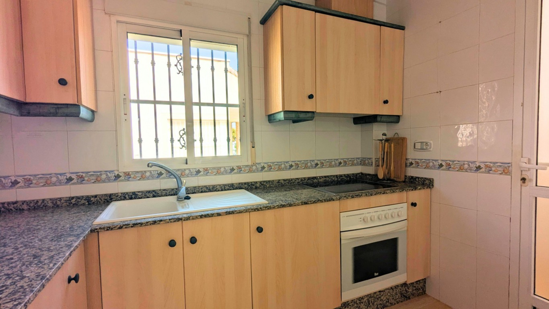 Resale - Detached Villa - Lo Crispin