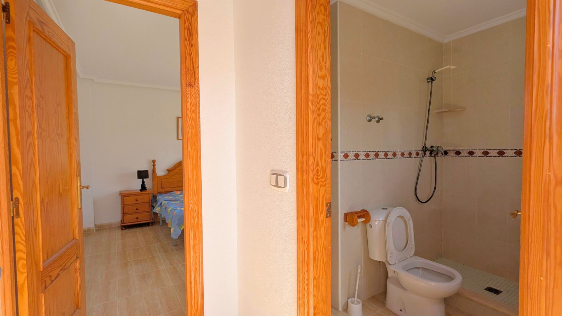 Resale - Detached Villa - Lo Crispin