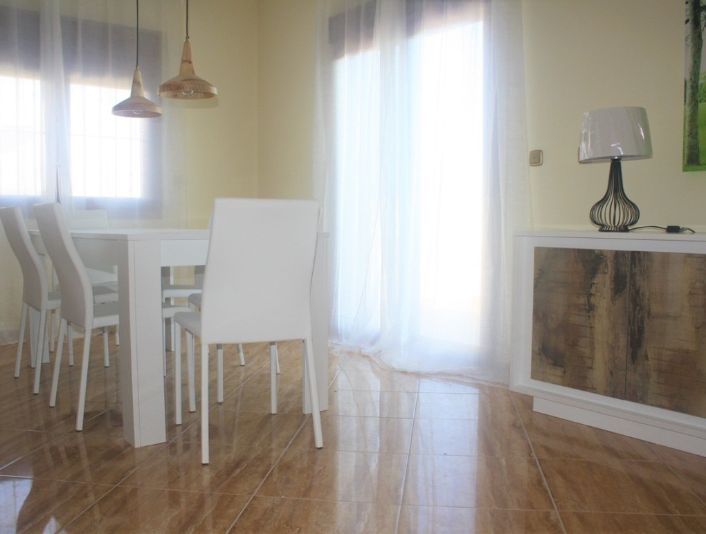 Resale - Detached Villa - Los Altos