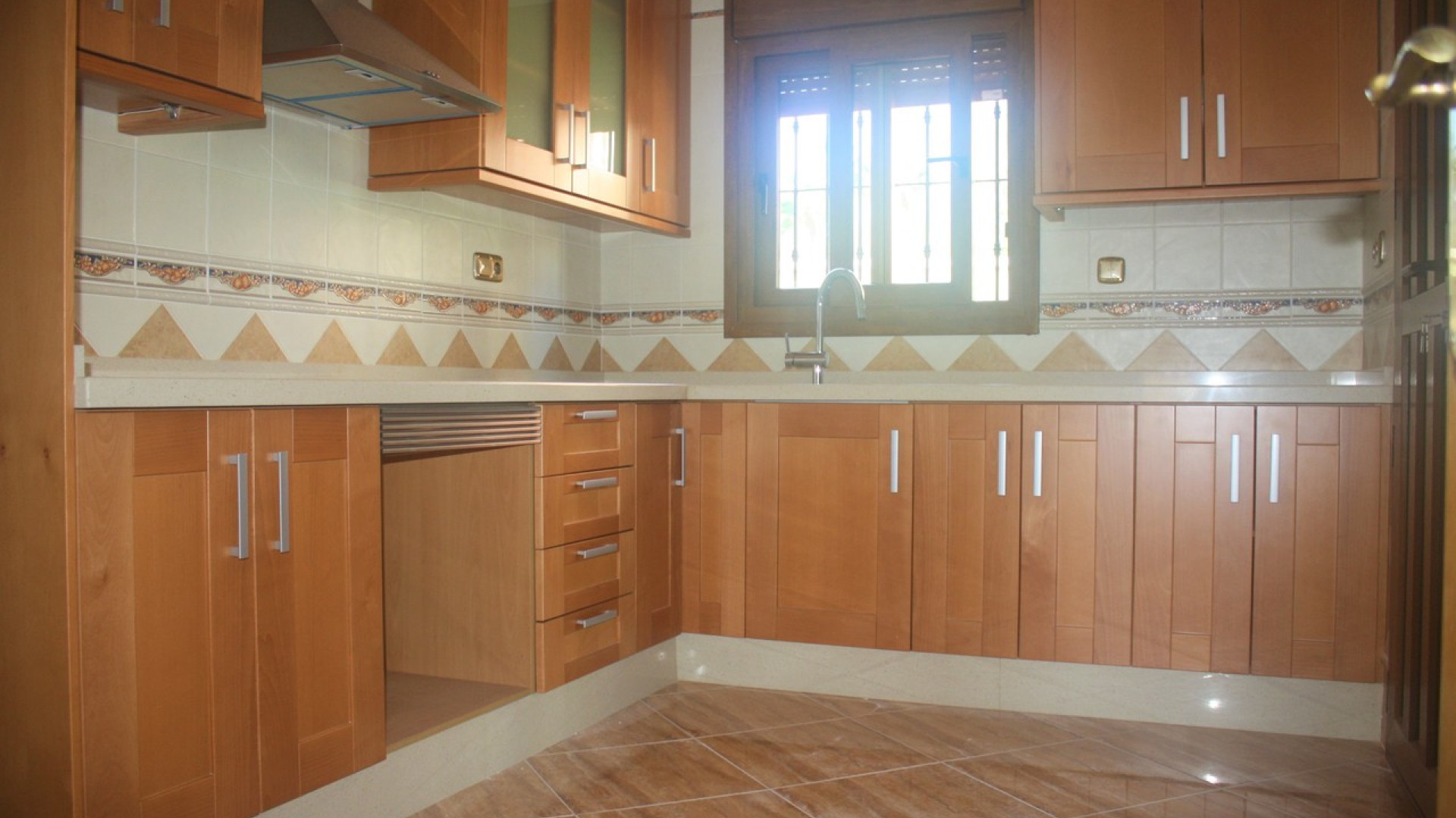 Resale - Detached Villa - Los Altos