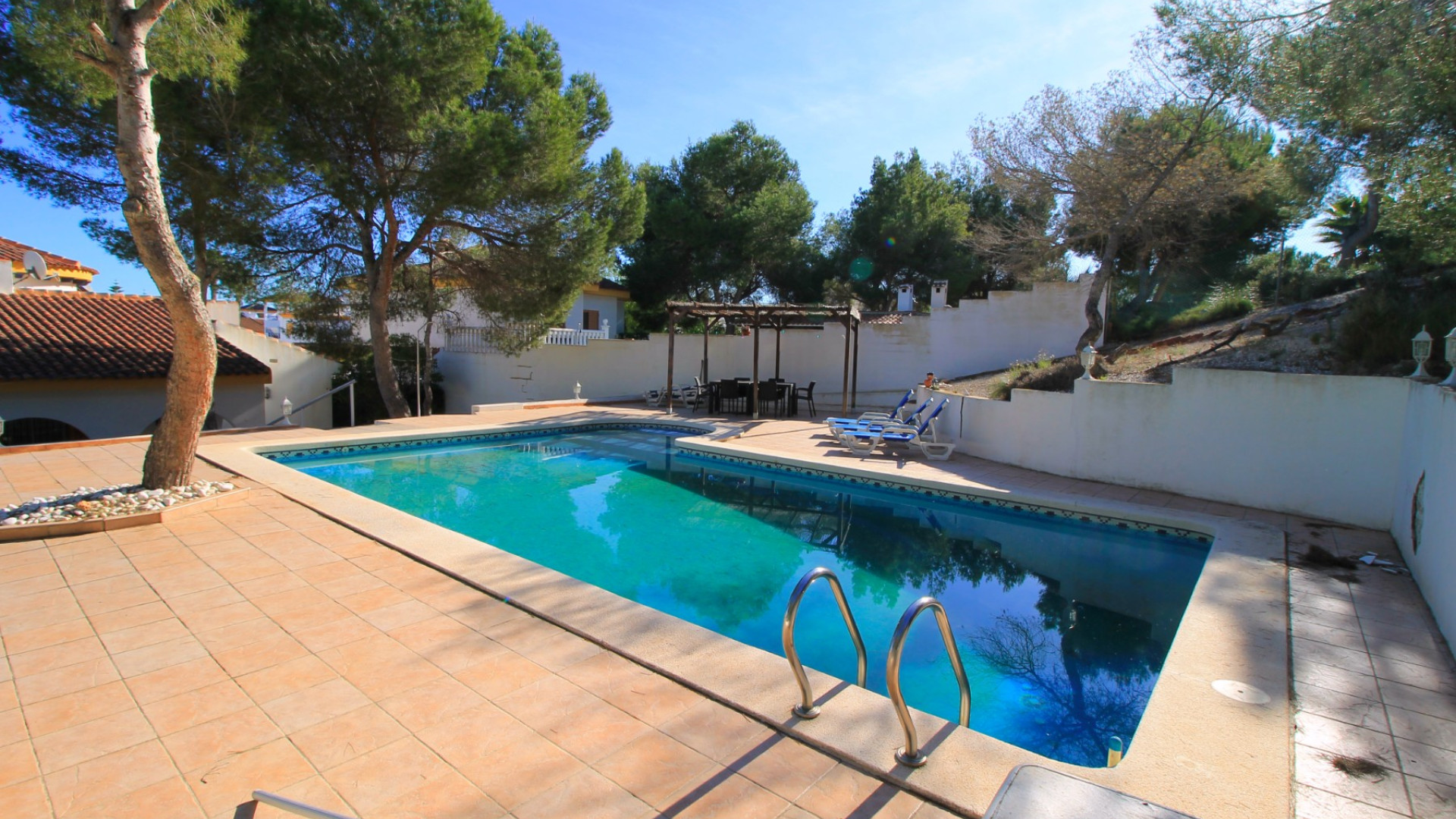 Resale - Detached Villa - Mil Palmerales - Mil Palmeras