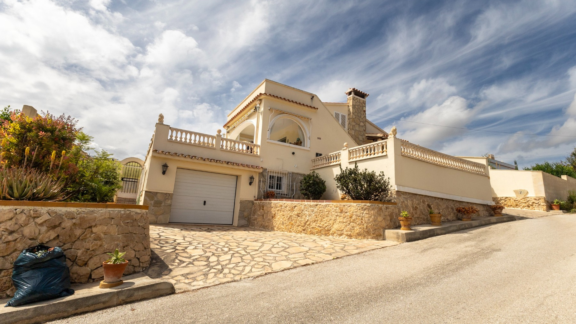 Resale - Detached Villa - Moraira - Pinar de l'Advocat