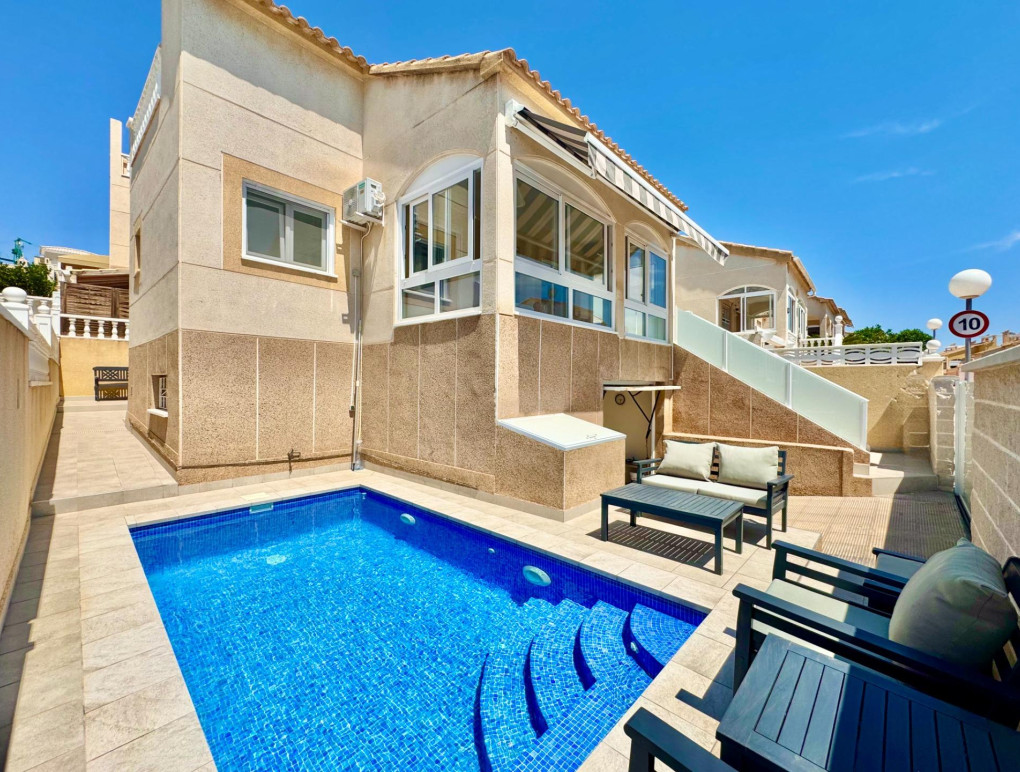 Resale - Detached Villa - Orihuela Costa - La Florida